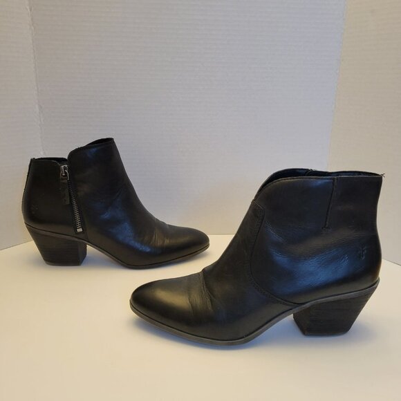 Frye Black Ankle Boots - Size 8.5M - Picture 11 of 11